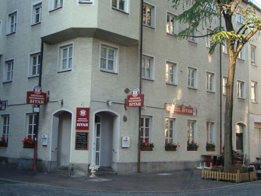 Guest house Mona Lisa 2*